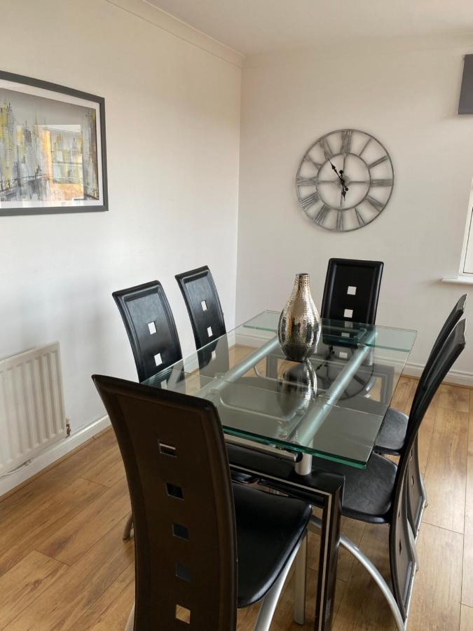 The Ovo Hydro Penthouse With Free Parking Apartment Glasgow Exterior photo